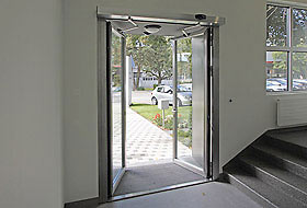 tormax door 02